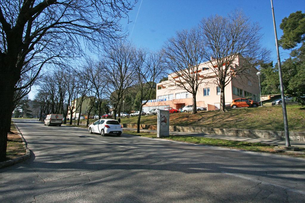 Apartments Vasic Πούλα Εξωτερικό φωτογραφία